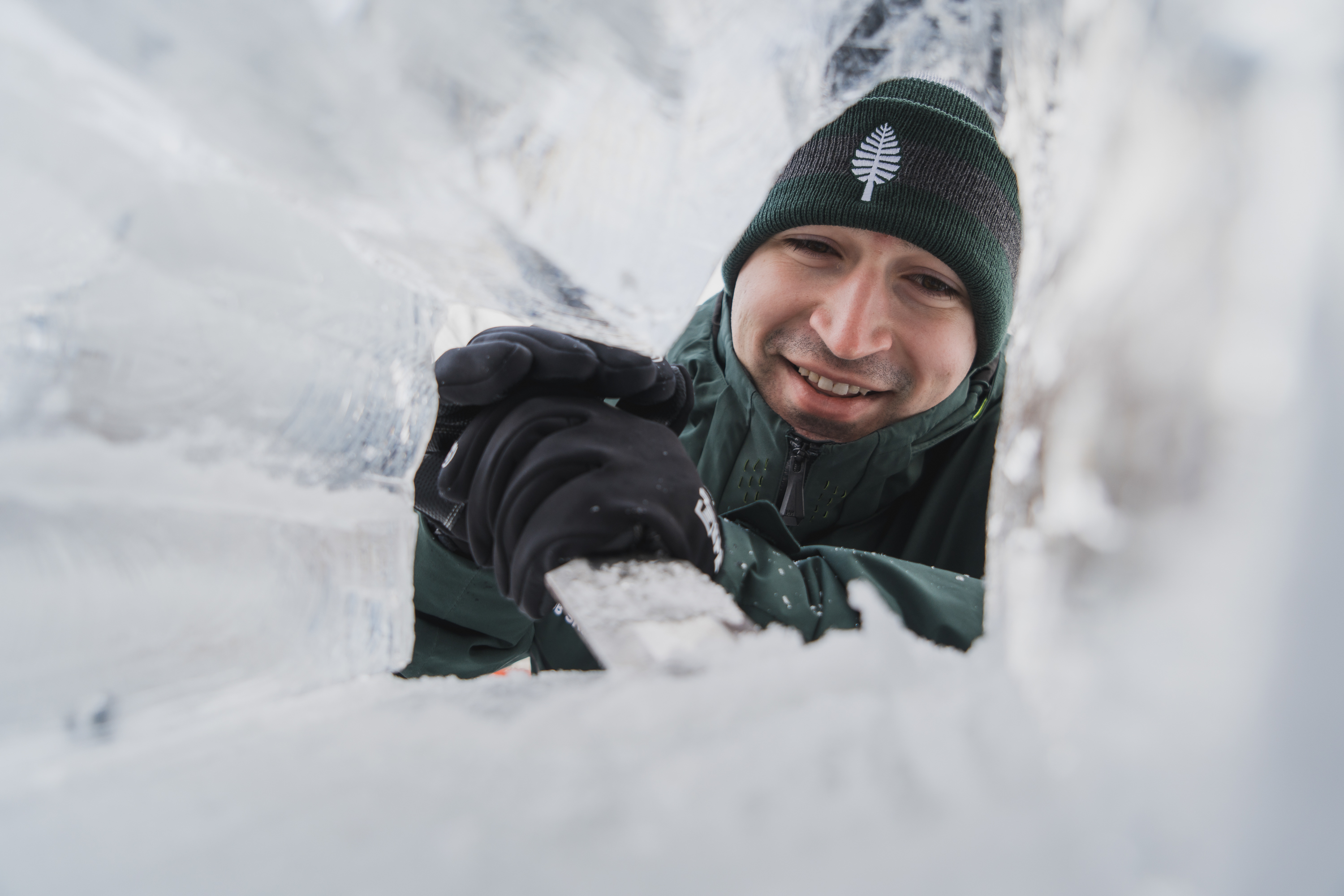 Michael Minieri ice sculpting