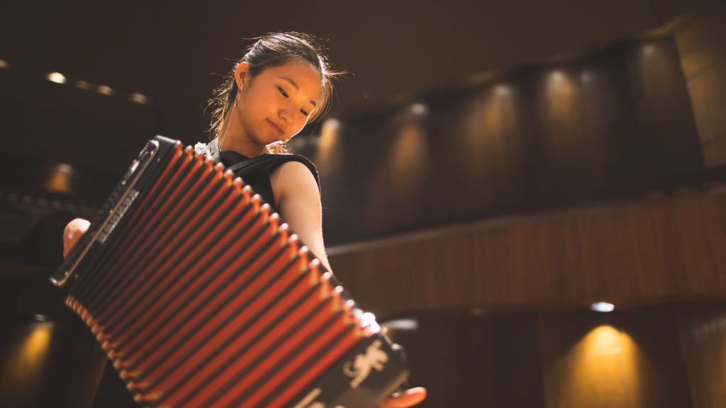 Dartmouth solo accordian player