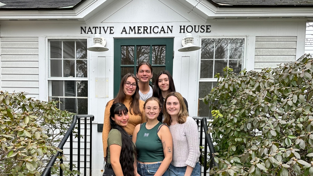 Dartmouth students helping to arrange the Ivy Native Council Conference