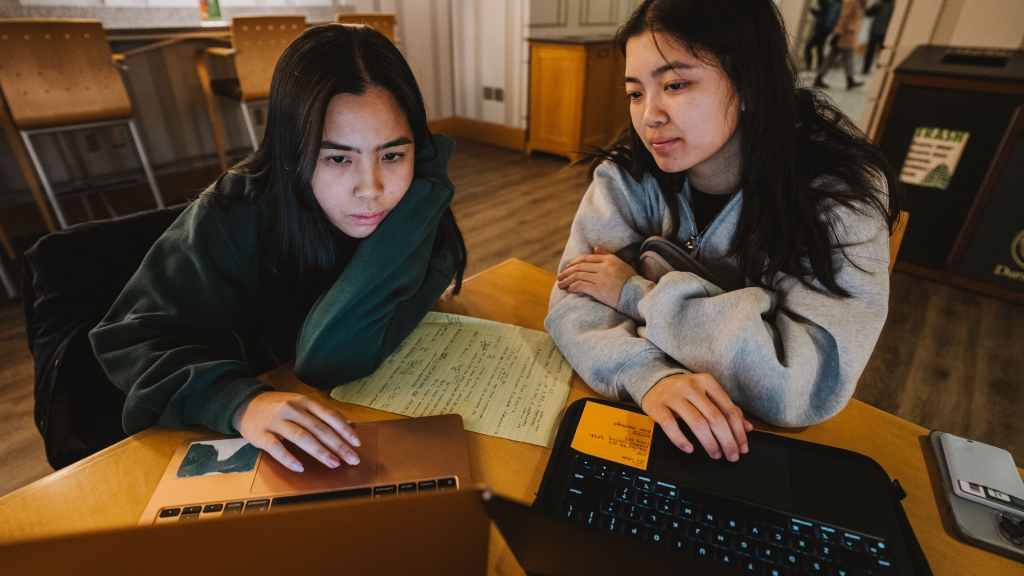 Julia Fausto and Lauren Pham