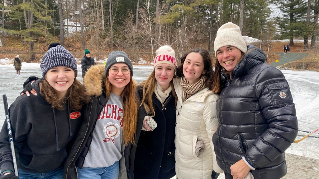 Students pose with Sian Beilock