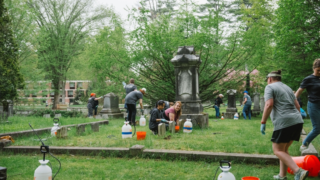 People maintaining the Dartmouth Cemetery
